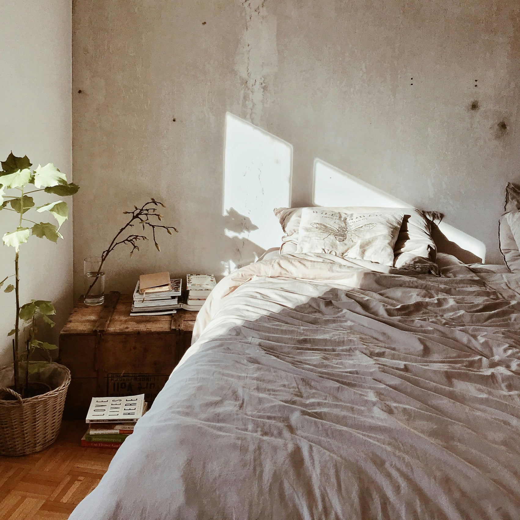 Sheet Materials and Healthy Sleep