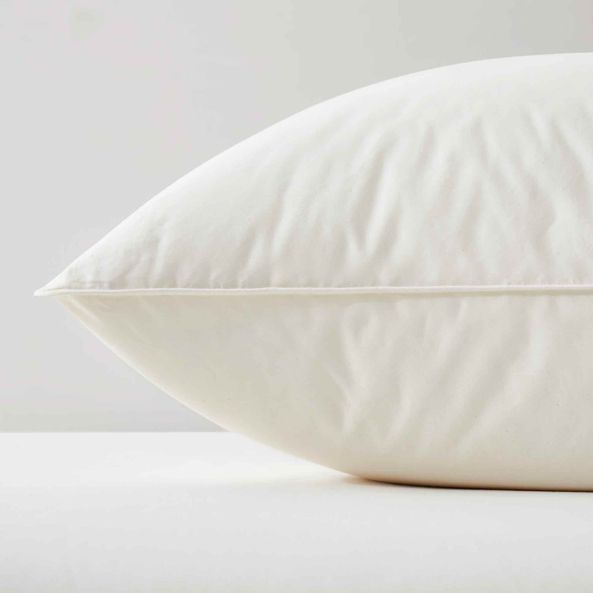 Cotton Down Pillow Comfortable and Breathable Pillow For Rest Home Unisex